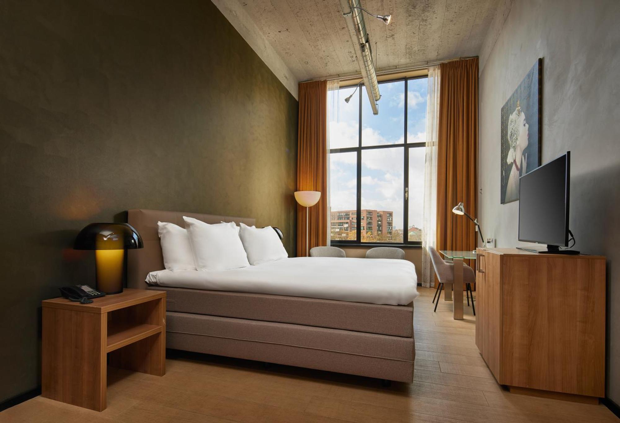 Superior Loft,1771736812:JPEG