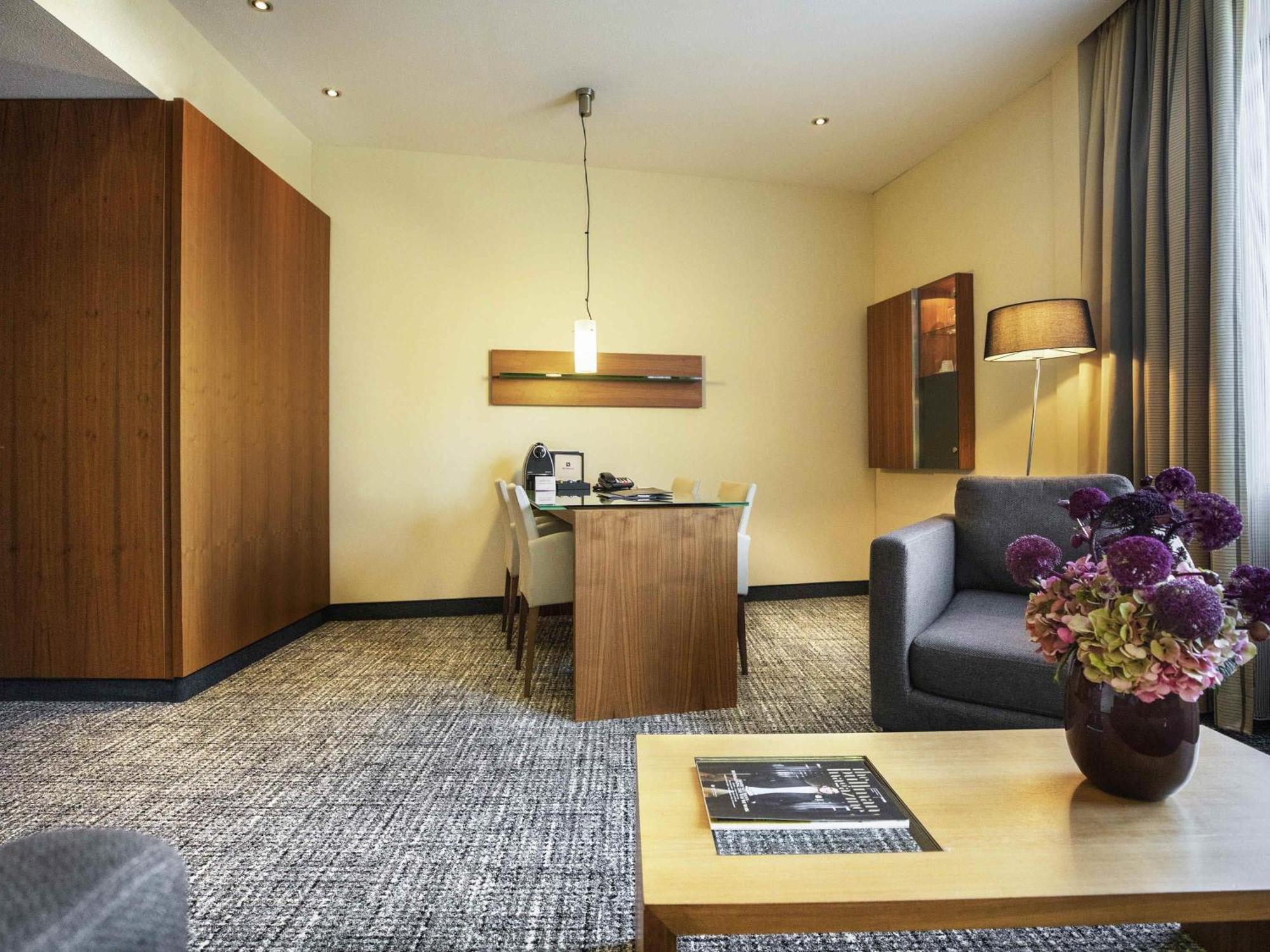 Superior King Suite,1770820633:JPEG